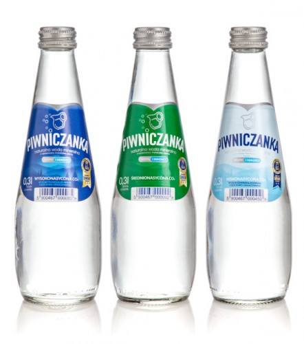 woda piwniczanka w butelkach szklanych 0,33l bezzwrotnych - paleta wody